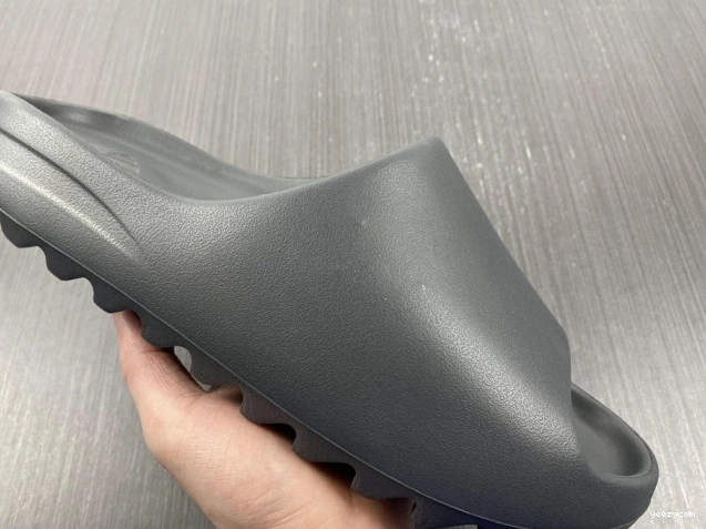 Slide HQ6448 Onyx Yeezy Adidas 0717